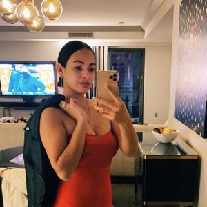 Meet your Posher, Cindy